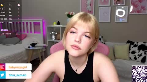 Snapshot of maya_blonde18 chatting on March 2025 03:41:01 AM Maya online show from March 2025 03:41:01 AM