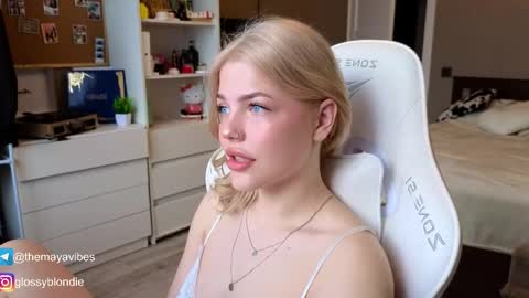 Maya online show from April 2026 04:46:01 AM