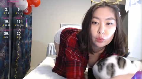 Snapshot of maya_kumashiro chatting on November 2025 10:14:01 PM maya_kumashiro online show from November 2025 10:14:01 PM