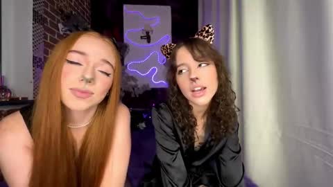 Maya  Lola online show from September 2025 07:13:02 AM