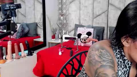 Nicolle Ruselle   Hello my lovely  schedule for great fun from  630 am and end 800 pm Colombian time I wait for you online show from November 2025 04:29:02 PM