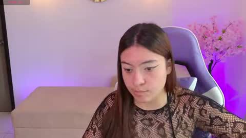 Maya Vexx online show from July 2026 05:15:01 PM