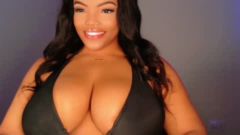 MayBabi online show from December 2025 10:15:02 PM