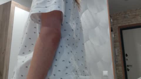 maybe_doll online show from March 2026 09:08:01 PM