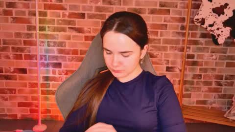 maybloom_ online show from March 2026 06:21:01 AM