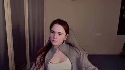 maybloom_ online show from March 2026 09:26:01 AM