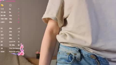 My name Casey  online show from October 2025 04:49:02 AM