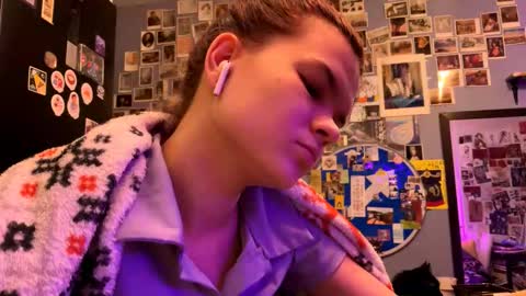 Rose online show from March 2026 09:32:02 PM