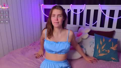 Ann online show from November 2025 07:24:02 PM