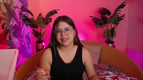 Mayly online show from April 2026 01:27:02 PM