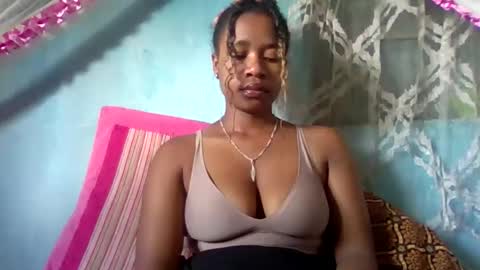 mayrah online show from March 2026 05:44:02 AM