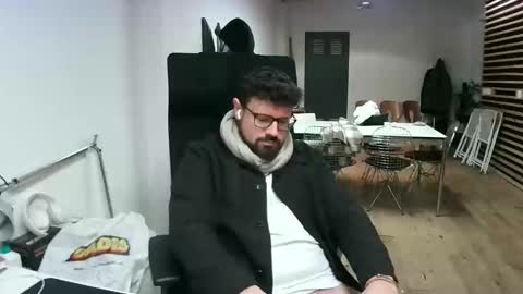 Snapshot of maythe4bwu chatting on February 2026 10:02:01 PM maythe4bwu online show from February 2026 10:02:01 PM