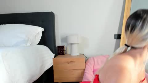 mazekyn online show from November 2025 11:57:02 AM