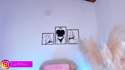 Snapshot of mcdonald_ellie chatting on February 2026 09:03:02 PM Ellie online show from February 2026 09:03:02 PM