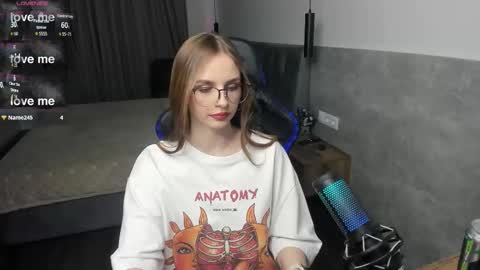 mcfly_11 online show from March 2026 09:09:02 PM