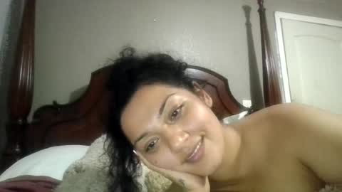 Snapshot of mckaela_19 chatting on June 2026 05:10:01 AM mckaela_19 online show from June 2026 05:10:01 AM