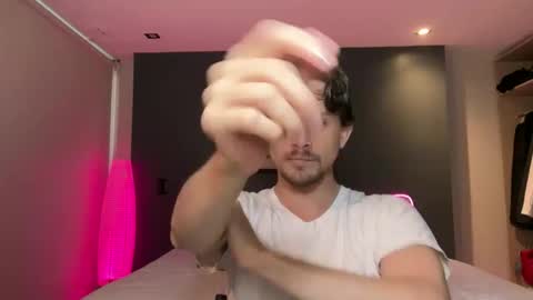 Snapshot of mcklister69 chatting on February 2026 09:44:01 PM mcklister online show from February 2026 09:44:01 PM