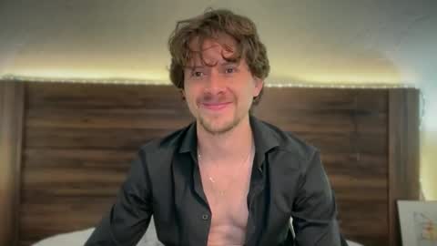 Snapshot of mcklister69 chatting on March 2026 01:57:02 PM mcklister online show from March 2026 01:57:02 PM