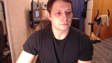 Snapshot of mclovi19 chatting on December 2024 11:00:02 AM mclovi19 online show from December 2024 11:00:02 AM