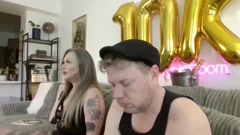 Snapshot of me2283 chatting on February 2025 11:34:02 PM me2283 online show from February 2025 11:34:02 PM