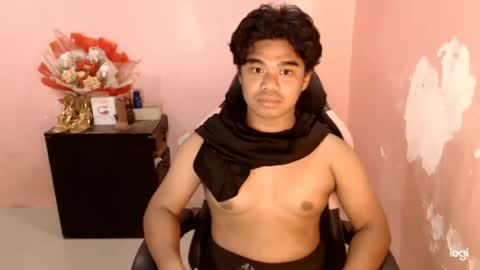 mealopezcumz69 online show from June 2026 02:32:01 PM