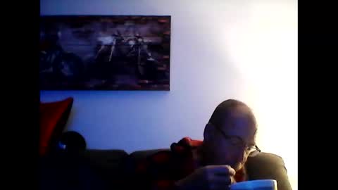 me at home online show from October 2025 10:05:02 AM