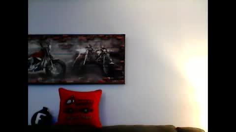 me at home online show from November 2025 09:24:02 PM