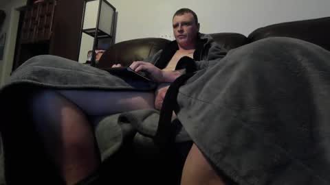 Snapshot of meatmallet2469 chatting on January 2025 02:21:02 AM Meatmallet online show from January 2025 02:21:02 AM