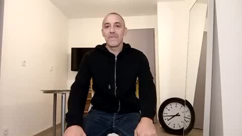 Meditmtc online show from December 2024 06:42:02 PM