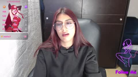 Snapshot of medussa_kat chatting on January 2025 12:30:01 AM Katrina online show from January 2025 12:30:01 AM