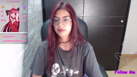 Snapshot of medussa_kat chatting on February 2025 04:06:01 AM Katrina online show from February 2025 04:06:01 AM