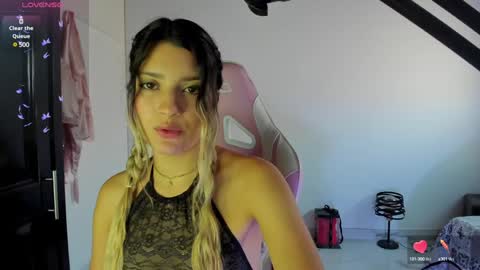 Snapshot of meduza_sexy_caramel chatting on January 2025 02:14:01 PM Baio online show from January 2025 02:14:01 PM