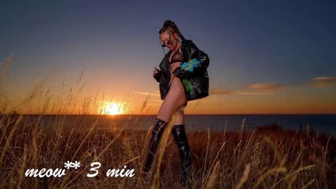 Sweet Meow nonude online show from September 2025 07:32:01 AM