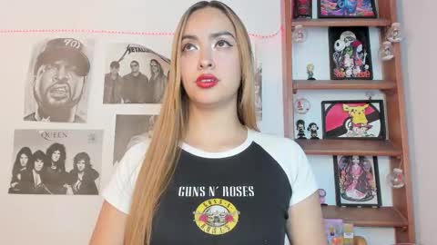 Snapshot of meeowlody chatting on October 2025 07:10:02 PM Emily online show from October 2025 07:10:02 PM