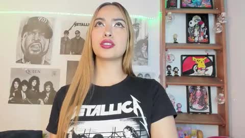 Snapshot of meeowlody chatting on November 2025 11:16:02 PM Emily online show from November 2025 11:16:02 PM