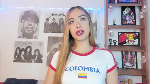 Snapshot of meeowlody chatting on November 2025 10:42:02 PM Emily online show from November 2025 10:42:02 PM