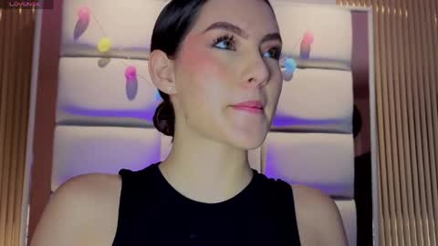 Snapshot of megaan_rouse chatting on April 2026 11:48:01 AM megaan_rouse online show from April 2026 11:48:01 AM