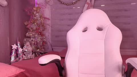 megan akbar online show from December 2024 06:28:01 PM