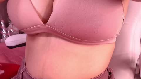 megan akbar online show from December 2024 06:16:01 PM