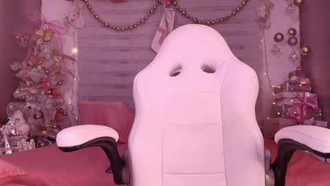 megan akbar online show from December 2024 12:16:02 PM