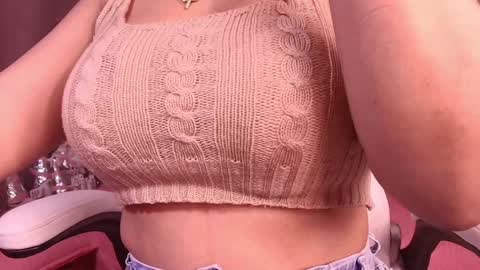 megan akbar online show from December 2024 12:01:02 PM