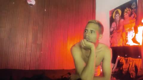 Snapshot of megan_and_jayram chatting on February 2026 02:07:02 AM megan_and_jayram online show from February 2026 02:07:02 AM