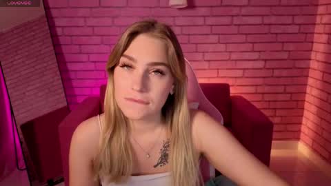 megan_gonzalezzz online show from June 2026 12:45:02 AM