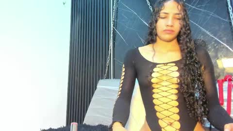 Megan Siner online show from May 2026 12:35:01 PM
