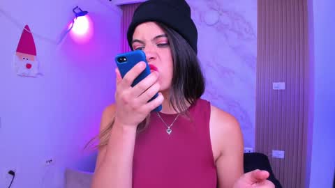 Snapshot of megan_star73 chatting on February 2025 06:02:01 PM Megan online show from February 2025 06:02:01 PM