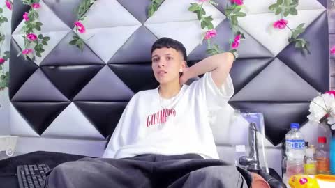 Snapshot of megan_thompsonn_ chatting on November 2025 02:34:02 AM megan_thompsonn_ online show from November 2025 02:34:02 AM