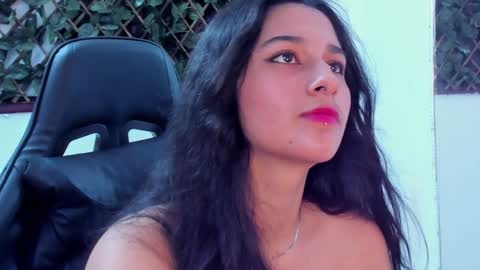 Snapshot of megan_whitte_01 chatting on January 2025 02:58:01 AM megan white 01  online show from January 2025 02:58:01 AM