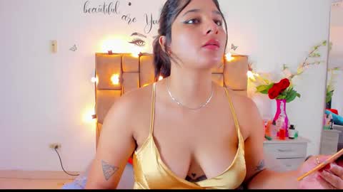 Snapshot of megan_whitte_01 chatting on September 2025 08:53:01 PM megan white 01  online show from September 2025 08:53:01 PM