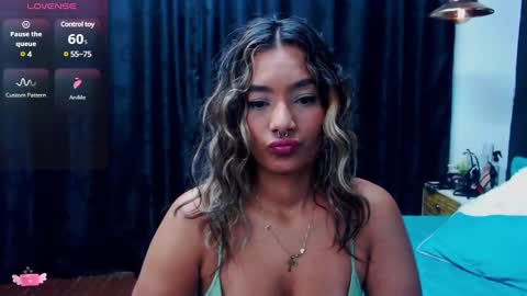 M E G A N   online show from February 2025 07:42:01 PM