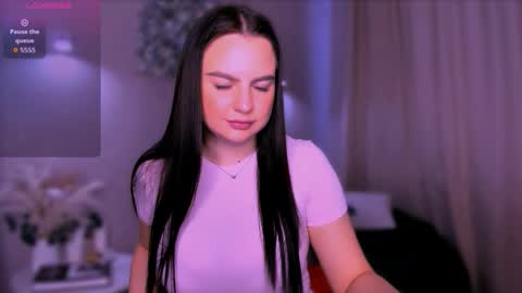 Snapshot of meganberrybb chatting on February 2026 03:25:02 AM Meganberry online show from February 2026 03:25:02 AM